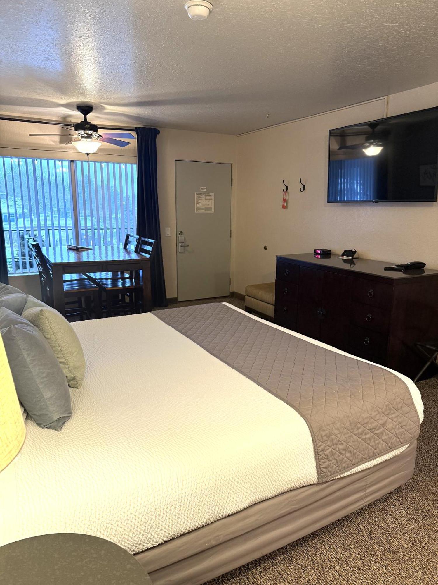 Mountain View Lodge شيلان الغرفة الصورة